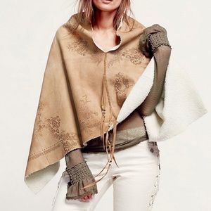 •Free People• Rare Sherpa Lined Pullover